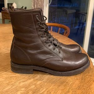 Frye Womens Lace Up combat boot